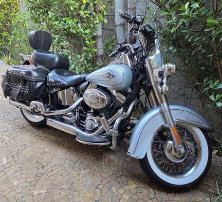 HARLEY-DAVIDSON-SOFTAIL HERITAGE CLASSIC-2011