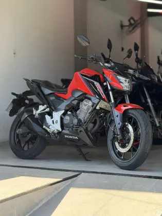 HONDA CB 300F TWISTER ABS HONDA CB 300F TWISTER ABS