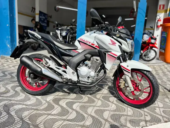 HONDA CB TWISTER HONDA CB TWISTER