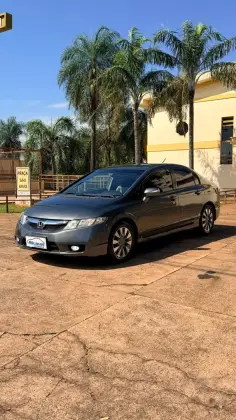 HONDA CIVIC 1.8 LXL 16V FLEX 4P AUTOMÁTICO HONDA CIVIC 1.8 LXL 16V FLEX 4P AUTOMÁTICO