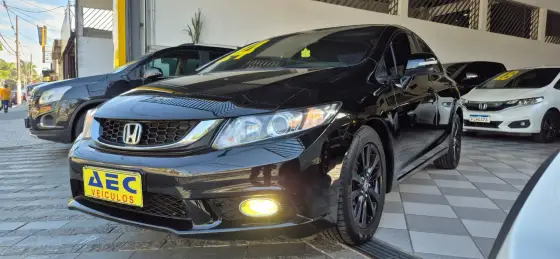 HONDA CIVIC 2.0 LXR 16V FLEX 4P AUTOMÁTICO HONDA CIVIC 2.0 LXR 16V FLEX 4P AUTOMÁTICO