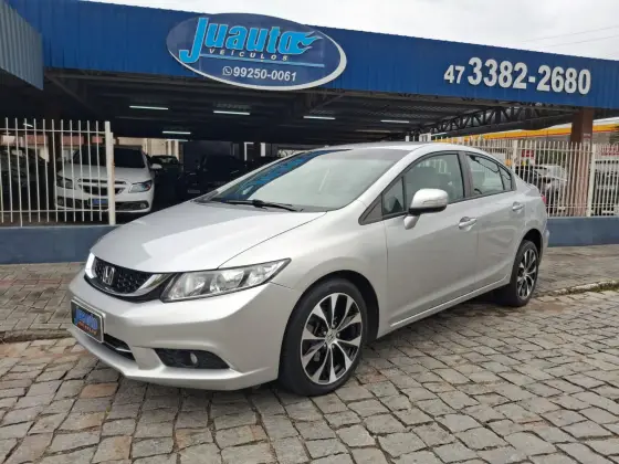 HONDA CIVIC 2.0 LXR 16V FLEX 4P AUTOMÁTICO HONDA CIVIC 2.0 LXR 16V FLEX 4P AUTOMÁTICO
