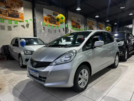 HONDA FIT 1.4 CX 16V FLEX 4P MANUAL HONDA FIT 1.4 CX 16V FLEX 4P MANUAL