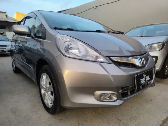 HONDA FIT 1.4 LX 16V FLEX 4P MANUAL HONDA FIT 1.4 LX 16V FLEX 4P MANUAL
