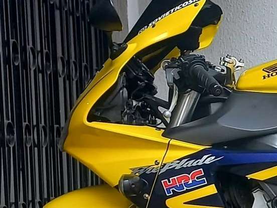 HONDA-CBR 954RR FIREBLADE HONDA-CBR 954RR FIREBLADE-2002