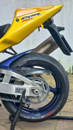 HONDA-CBR 954RR FIREBLADE-2002