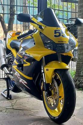 HONDA-CBR 954RR FIREBLADE-2002