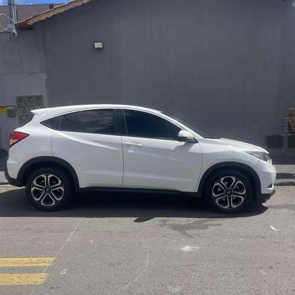 HONDA-HR-V-1.8 16V FLEX LX 4P AUTOMÁTICO HONDA-HR-V-2017