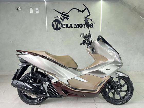 HONDA PCX DLX 