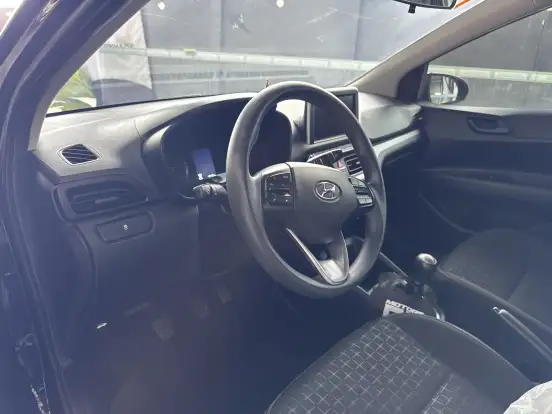 HYUNDAI-HB20-2023