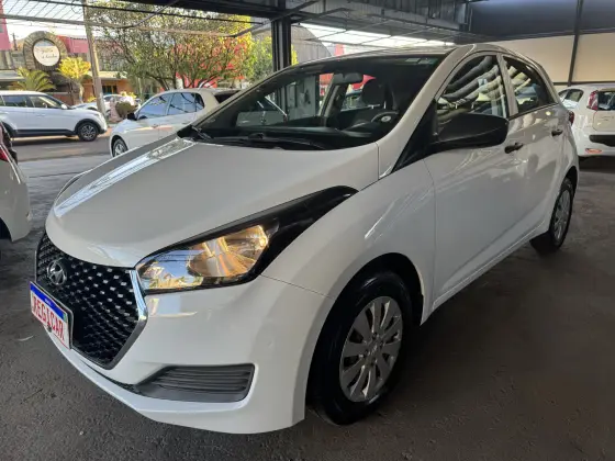 HYUNDAI HB20 1.0 UNIQUE 12V FLEX 4P MANUAL HYUNDAI HB20 1.0 UNIQUE 12V FLEX 4P MANUAL