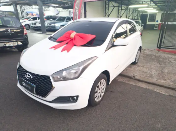 HYUNDAI HB20 1.6 COMFORT PLUS 16V FLEX 4P MANUAL HYUNDAI HB20 1.6 COMFORT PLUS 16V FLEX 4P MANUAL