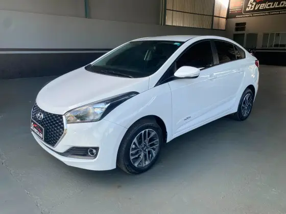 HYUNDAI HB20S 1.6 COMFORT PLUS 16V FLEX 4P MANUAL HYUNDAI HB20S 1.6 COMFORT PLUS 16V FLEX 4P MANUAL