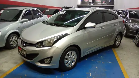 HYUNDAI HB20S 1.6 COMFORT STYLE 16V FLEX 4P AUTOMÁTICO