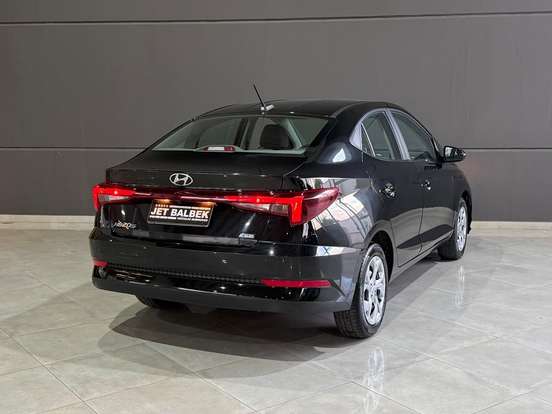 HYUNDAI-HB20S-1.0 12V FLEX COMFORT PLUS MANUAL HYUNDAI-HB20S-2024