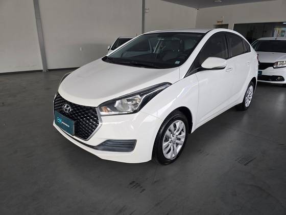 HYUNDAI HB20S 1.0 COMFORT PLUS 12V FLEX 4P MANUAL