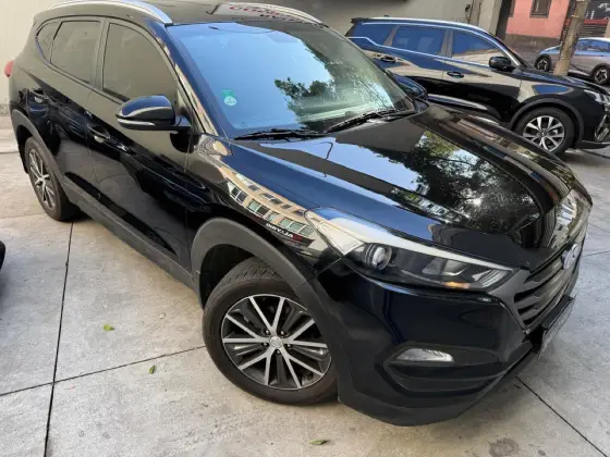 HYUNDAI TUCSON 1.6 16V T-GDI GASOLINA GL ECOSHIFT HYUNDAI TUCSON 1.6 16V T-GDI GASOLINA GL ECOSHIFT