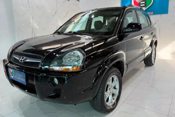 HYUNDAI TUCSON 2.0 MPFI GLS 16V 143CV 2WD FLEX 4P AUTOMÁTICO HYUNDAI TUCSON 2.0 MPFI GLS 16V 143CV 2WD FLEX 4P AUTOMÁTICO