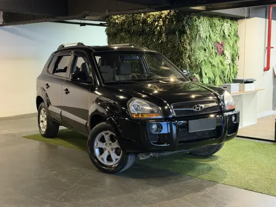 HYUNDAI TUCSON 2.0 MPFI GLS 16V 143CV 2WD GASOLINA 4P AUTOMÁTICO