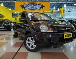 HYUNDAI TUCSON 2.0 MPFI GLS 16V 143CV 2WD GASOLINA 4P AUTOMÁTICO HYUNDAI TUCSON 2.0 MPFI GLS 16V 143CV 2WD GASOLINA 4P AUTOMÁTICO