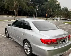 HYUNDAI AZERA 3.3 MPFI GLS SEDAN V6 24V GASOLINA 4P AUTOMÁTICO HYUNDAI AZERA 3.3 MPFI GLS SEDAN V6 24V GASOLINA 4P AUTOMÁTICO