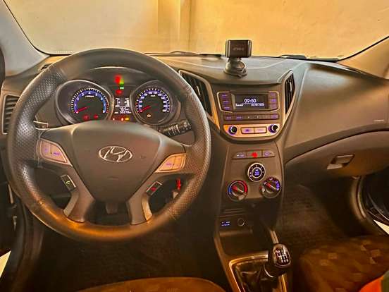 HYUNDAI-HB20-1.6 COMFORT STYLE 16V FLEX 4P MANUAL HYUNDAI-HB20-2016