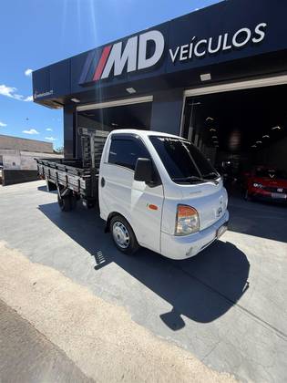 HYUNDAI HR 2.5 TCI HD LONGO COM CAÇAMBA 4X2 8V 97CV TURBO INTERCOOLER DIESEL 2P MANUAL