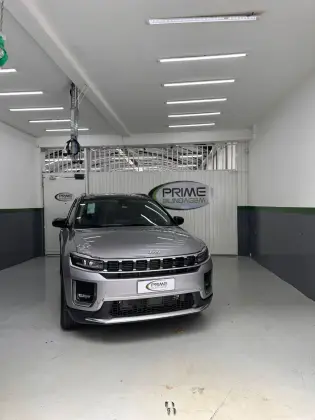 JEEP COMMANDER 1.3 T270 TURBO FLEX OVERLAND AT6 JEEP COMMANDER 1.3 T270 TURBO FLEX OVERLAND AT6