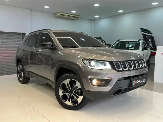 JEEP COMPASS 2.0 16V DIESEL LONGITUDE 4X4 AUTOMÁTICO JEEP COMPASS 2.0 16V DIESEL LONGITUDE 4X4 AUTOMÁTICO
