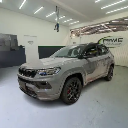 JEEP COMPASS 2.0 HURRICANE 4 TURBO GASOLINA BLACKHAWK AT9 JEEP COMPASS 2.0 HURRICANE 4 TURBO GASOLINA BLACKHAWK AT9