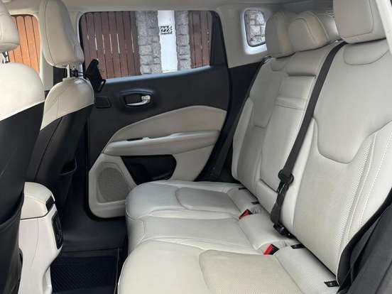 JEEP-COMPASS-2.0 16V DIESEL LONGITUDE 4X4 AUTOMÁTICO JEEP-COMPASS-2018