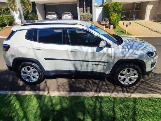 JEEP-COMPASS-2.0 16V DIESEL LONGITUDE 4X4 AUTOMÁTICO JEEP-COMPASS-2021
