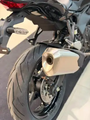 KAWASAKI-NINJA ZX-4R SE-2026