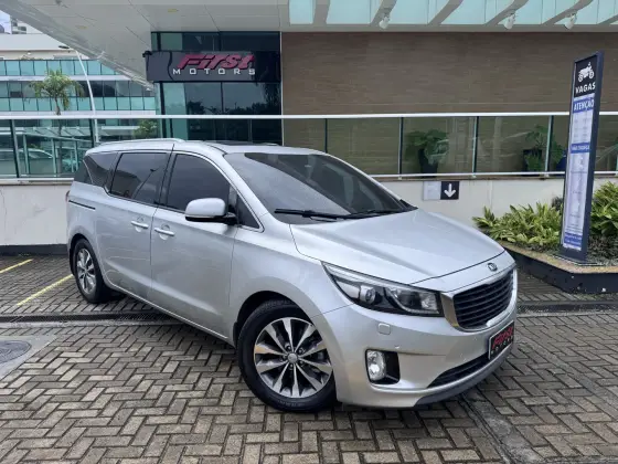 KIA CARNIVAL 3.3 EX V6 24V GASOLINA 4P AUTOMATICO KIA CARNIVAL 3.3 EX V6 24V GASOLINA 4P AUTOMATICO