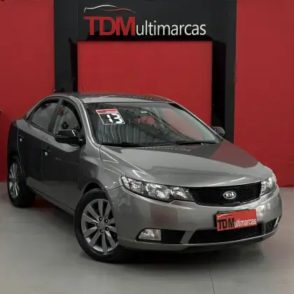 KIA CERATO 1.6 SX3 16V GASOLINA 4P AUTOMÁTICO KIA CERATO 1.6 SX3 16V GASOLINA 4P AUTOMÁTICO
