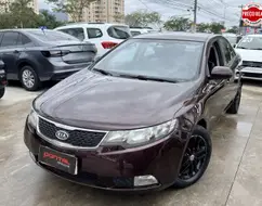 KIA CERATO 1.6 EX3 SEDAN 16V GASOLINA 4P MANUAL KIA CERATO 1.6 EX3 SEDAN 16V GASOLINA 4P MANUAL