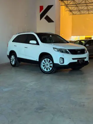 KIA SORENTO 3.5 V6 GASOLINA EX 7L 4WD AUTOMÁTICO