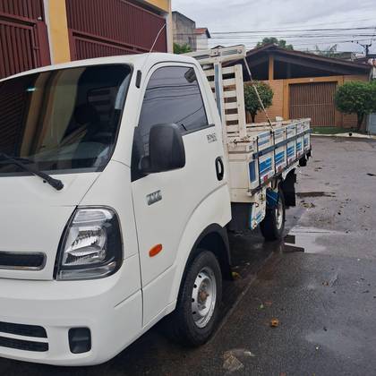 KIA BONGO 2.5 TD DIESEL STD CS 4x4 MANUAL