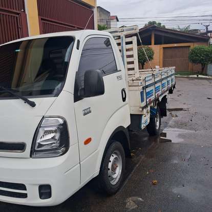 KIA-BONGO-2023