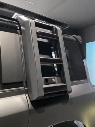 LAND ROVER-DEFENDER-2025