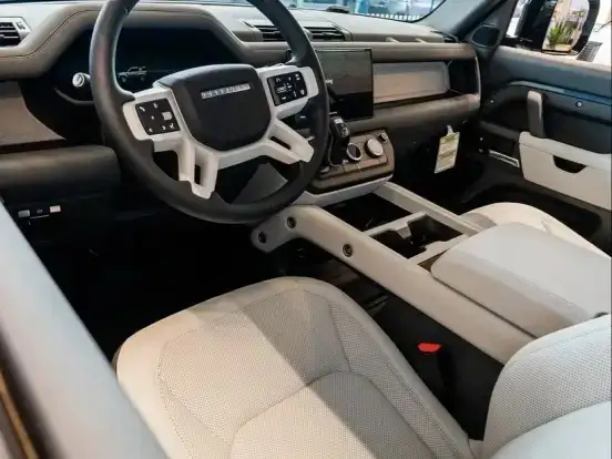 LAND ROVER-DEFENDER-3.0 D350 TURBO DIESEL MHEV 90 X-DYNAMIC HSE AWD AUTOMÁTICO LAND ROVER-DEFENDER-2025
