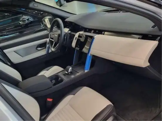 LAND ROVER-DISCOVERY SPORT-2025
