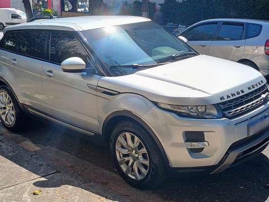 LAND ROVER-RANGE ROVER EVOQUE-2.0 PURE 4WD 16V GASOLINA 4P AUTOMÁTICO LAND ROVER-RANGE ROVER EVOQUE-2014