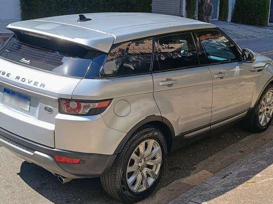 LAND ROVER-RANGE ROVER EVOQUE-2.0 PURE 4WD 16V GASOLINA 4P AUTOMÁTICO LAND ROVER-RANGE ROVER EVOQUE-2014