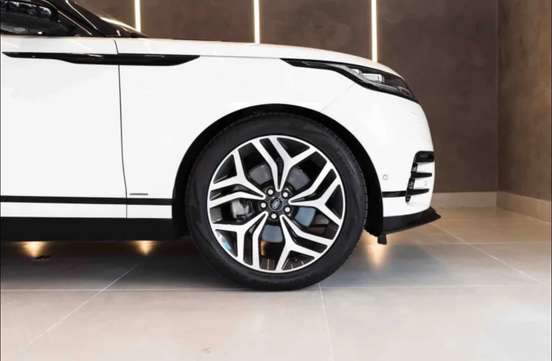 LAND ROVER-RANGE ROVER VELAR-2.0 P300 GASOLINA R-DYNAMIC SE AUTOMÁTICO LAND ROVER-RANGE ROVER VELAR-2018