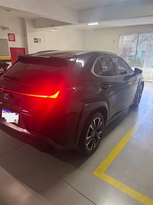LEXUS UX 250h 2.0 VVT-I HYBRID LUXURY CVT