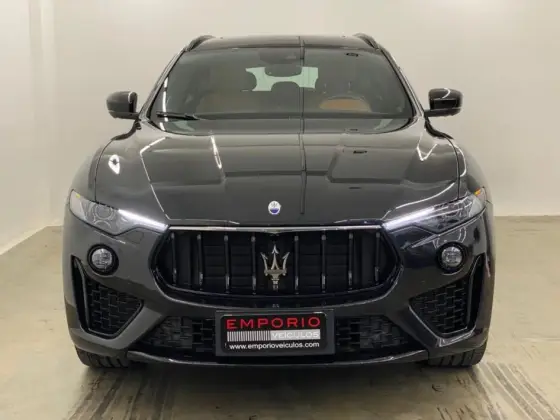 MASERATI LEVANTE 2.0 TURBO HYBRID GT AUTOMÁTICO MASERATI LEVANTE 2.0 TURBO HYBRID GT AUTOMÁTICO