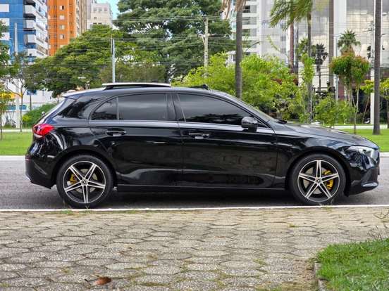 MERCEDES-BENZ-A 250-2020