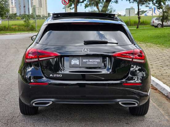 MERCEDES-BENZ-A 250-2.0 CGI GASOLINA 7G-DCT MERCEDES-BENZ-A 250-2020