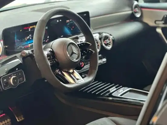 MERCEDES-BENZ-A 45 AMG-2025